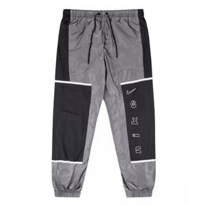 Nike Sportswear Woven Grey Black Joggers Pants CU6395-010 Women’s Size L NWT